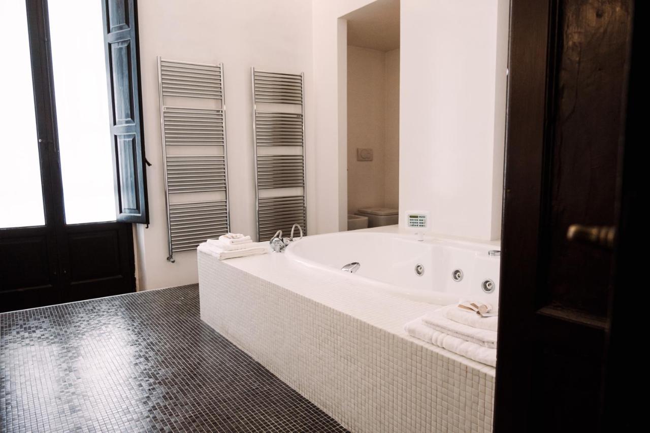 Delta Apartments Bari Exterior foto
